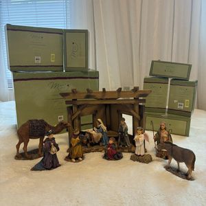 Demdaco Mama Says Nativity by Kathy Andrews Fincher  Set 10 pcs. All boxes